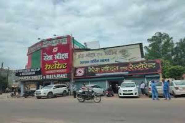New Naresh Sweet & Restaurant Raebareli